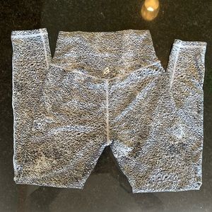 Small - P’Tula Pixel Leggings